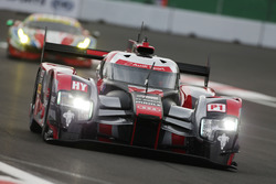 #7 Audi Sport Team Joest Audi R18: Marcel Fassler, Andre Lotterer, Benoit Tréluyer