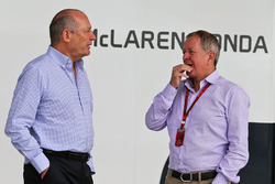 Ron Dennis, directeur exécutif de McLaren et Martin Brundle