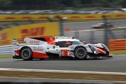 #6 Toyota Racing Toyota TS050 Hybrid: Stéphane Sarrazin, Mike Conway, Kamui Kobayashi