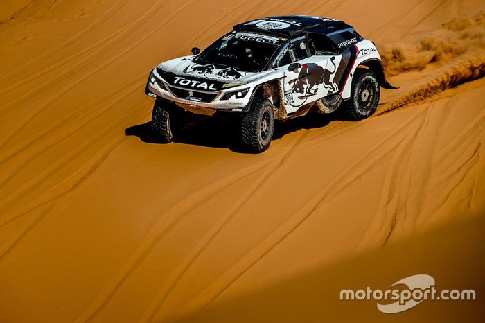 #304 Peugeot Sport Peugeot 2008 DKR: Carlos Sainz, Lucas Cruz
