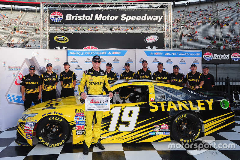 Bristol: Carl Edwards (Gibbs-Toyota)