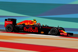 Даниил Квят, Red Bull Racing RB12