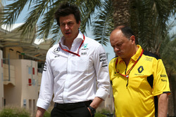 Toto Wolff, Mercedes GP Executive Director and Frederic Vasseur, Renault Sport F1 Team Racing Direct