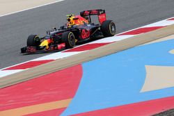 Даниил Квят, Red Bull Racing RB12