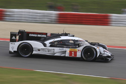#1 Porsche Team Porsche 919 Hybrid: Timo Bernhard, Mark Webber, Brendon Hartley