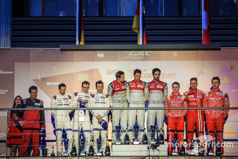 Podium: Sieger Lucas di Grassi, Loic Duval, Oliver Jarvis, Audi Sport Team Joest; 2. Romain Dumas, N