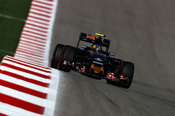 Carlos Sainz Jr., Scuderia Toro Rosso STR11