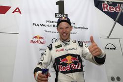 Campéon del mundo Mattias Ekström, EKS RX