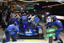 #36 Signatech Alpine A460: Gustavo Menezes, Nicolas Lapierre, Stéphane Richelmi