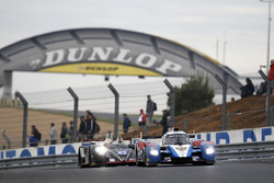 #27 SMP Racing, BR01 Nissan: Nicolas Minassian, Maurizio Mediani, Mikhail Aleshin