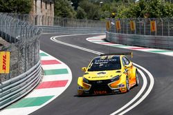 Gabriele Tarquini, LADA Sport Rosneft, Lada Vesta