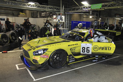 Pit stop #86 AMG-Team HTP Motorsport, Mercedes-AMG GT3: Maximilian Götz, Thomas Jäger, Gary Paffett
