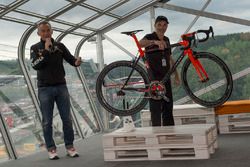 Presentazione della bici Orange1 by Colnago dedicata alla 24 Ore di Spa