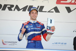 Podio: Ganador de la carrera Matevos Isaakyan, SMP Racing