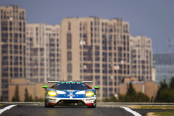 #66 Ford Chip Ganassi Racing Team UK Ford GT: Olivier Pla, Stefan Mücke