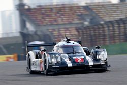 #2 Porsche Team Porsche 919 Hybrid: Romain Dumas, Neel Jani, Marc Lieb