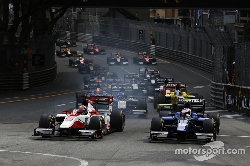 Nobuharu Matsushita, ART Grand Prix, Marvin Kirchhofer, Carlin, at the start