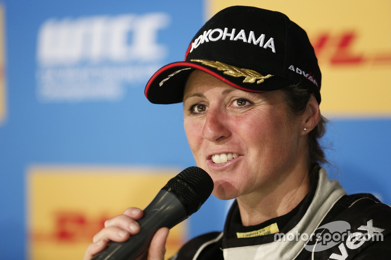 Conferencia de prensa: Sabine Schmitz, All-Inkl Motorsport, Chevrolet RML Cruze TC1