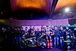 Jonathan Rea, Tom Sykes with the Kawasaki Ninja ZX-10R