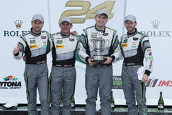 GTD, i vincitori John Potter, Andy Lally, Marco Seefried, René Rast, Magnus Racing celebrate