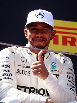 Podium: race winner Lewis Hamilton, Mercedes AMG F1
