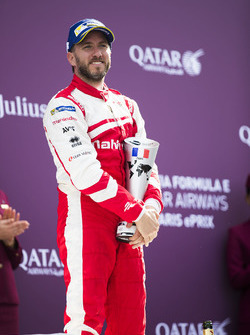 Nick Heidfeld, Mahindra Racing, festeggia sul podio