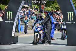 Dan Kneen, BMW