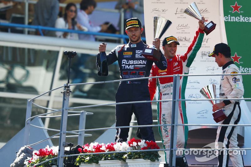 Luca Ghiotto venceu as duas provas da F2 em Monza, mas teve a primeira vitória cassada. Antonio Fuoco herdou o triunfo.