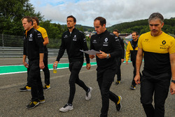 Jolyon Palmer, Renault Sport F1 Team lors de la reconnaissance de piste