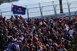 Fans and a Red Bull Racing RB13 flag for Daniel Ricciardo, Red Bull Racing