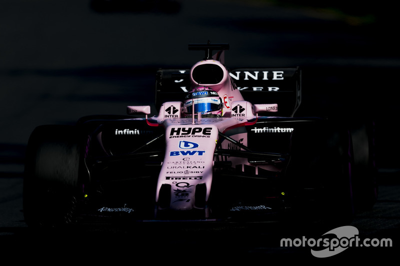Гонщик Force India Серхио Перес на Гран При Австралии