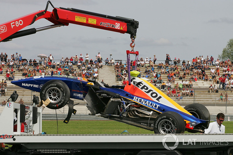 Magny-Cours 2007 : accident d'Ernesto Viso