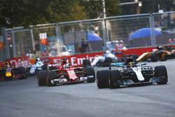 Lewis Hamilton, Mercedes AMG F1 W08 leads Sebastian Vettel, Ferrari SF70H