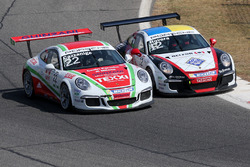 Daniele Cazzaniga, Dinamic Motorsport, in lotta con Alessio Rovera, Tsunami RT