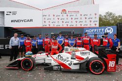 Race winner Sébastien Bourdais, Dale Coyne Racing Honda and team