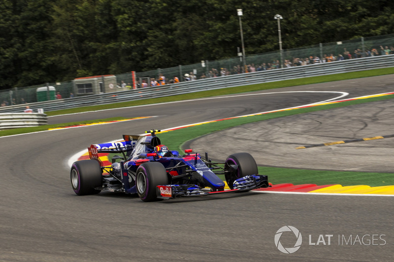 Carlos Sainz Jr., Scuderia Toro Rosso STR12