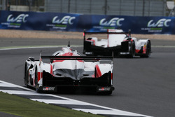 #8 Toyota Gazoo Racing Toyota TS050 Hybrid: Anthony Davidson, Sébastien Buemi, Kazuki Nakajima