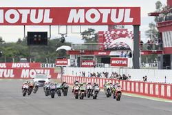 Marc Marquez, Repsol Honda Team, prend la tête au départ
