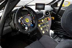 Le cockpit de la Ferrari 488 Challenge