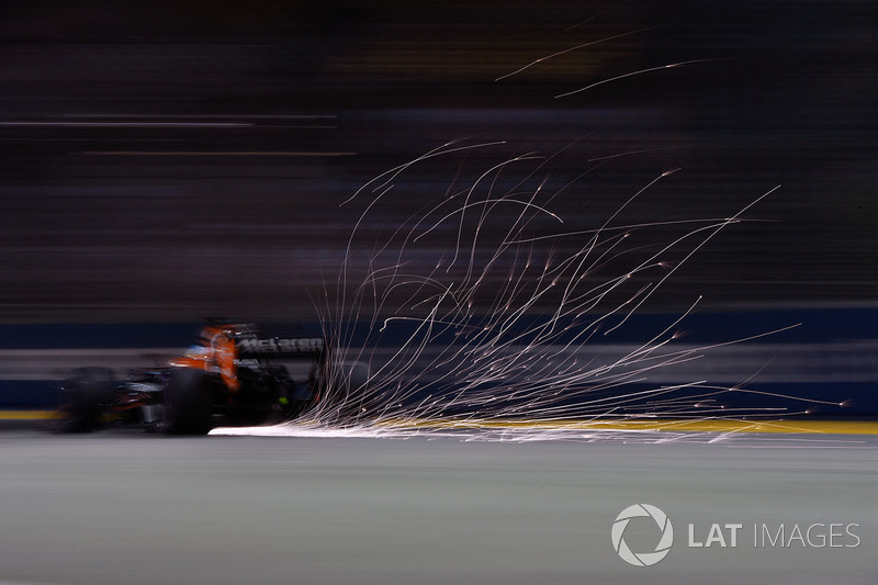 Fernando Alonso, McLaren MCL32