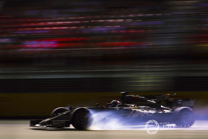 15. Romain Grosjean, Haas F1 Team VF-17