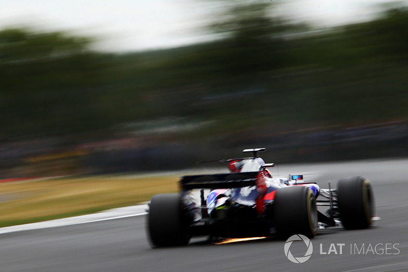 Даниил Квят, Scuderia Toro Rosso STR12