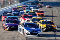 Dale Earnhardt Jr., Hendrick Motorsports Chevrolet, Matt Kenseth, Joe Gibbs Racing Toyota, Denny Hamlin, Joe Gibbs Racing Toyota