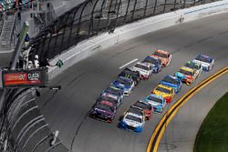 Start: Brad Keselowski, Team Penske Ford leads