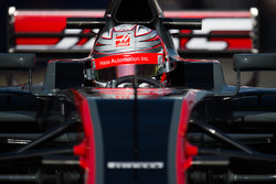 Kevin Magnussen, Haas F1 Team VF-17