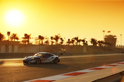 #78 KCMG Porsche 911 RSR: Christian Ried, Wolf Henzler, Joël Camathias