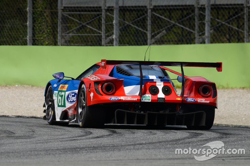 #67 Ford Chip Ganassi Racing, Ford GT: Andy Priaulx, Harry Tincknell