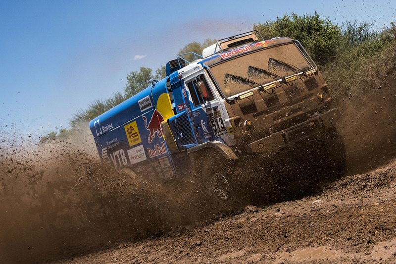 #513 Team Kamaz Master: Dmitry Sotnikov, Ruslan Akhmadeev, Igor Leonov