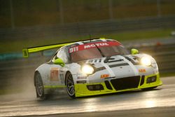 #911 Manthey Racing Porsche 911 GT3 R: Earl Bamber, Nick Tandy, Patrick Pilet