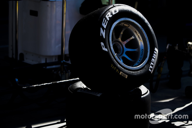 Pirelli lastikleri